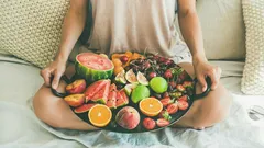 L’errore più comune dopo cena: perché la frutta a fine pasto non è sempre una buona idea